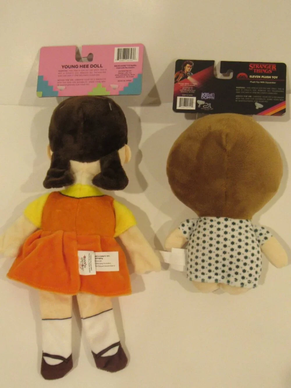 NEW: TWO DOG TOYS WITH SQUEAKERS: SQUID GAME & STRANGER THINGS